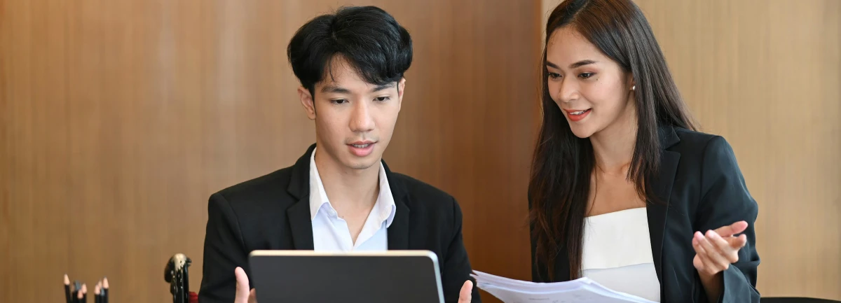 Cómo los perfiles de puesto fortalecen la evaluación de desempeño